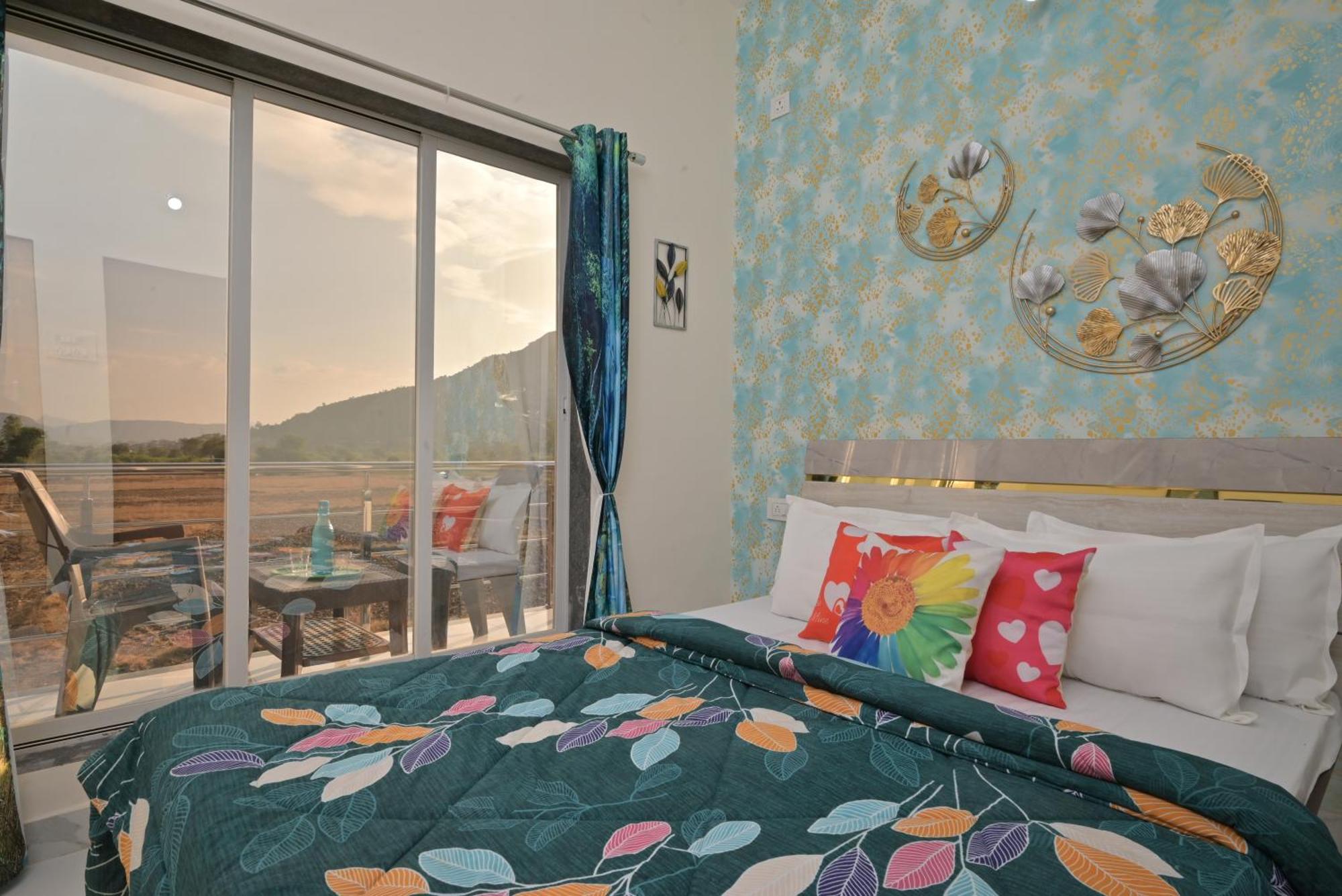 Empyrean Stay II Mirage Villa II Ac II 4Bhk II Largest Pool In Lonavala Li Exterior foto